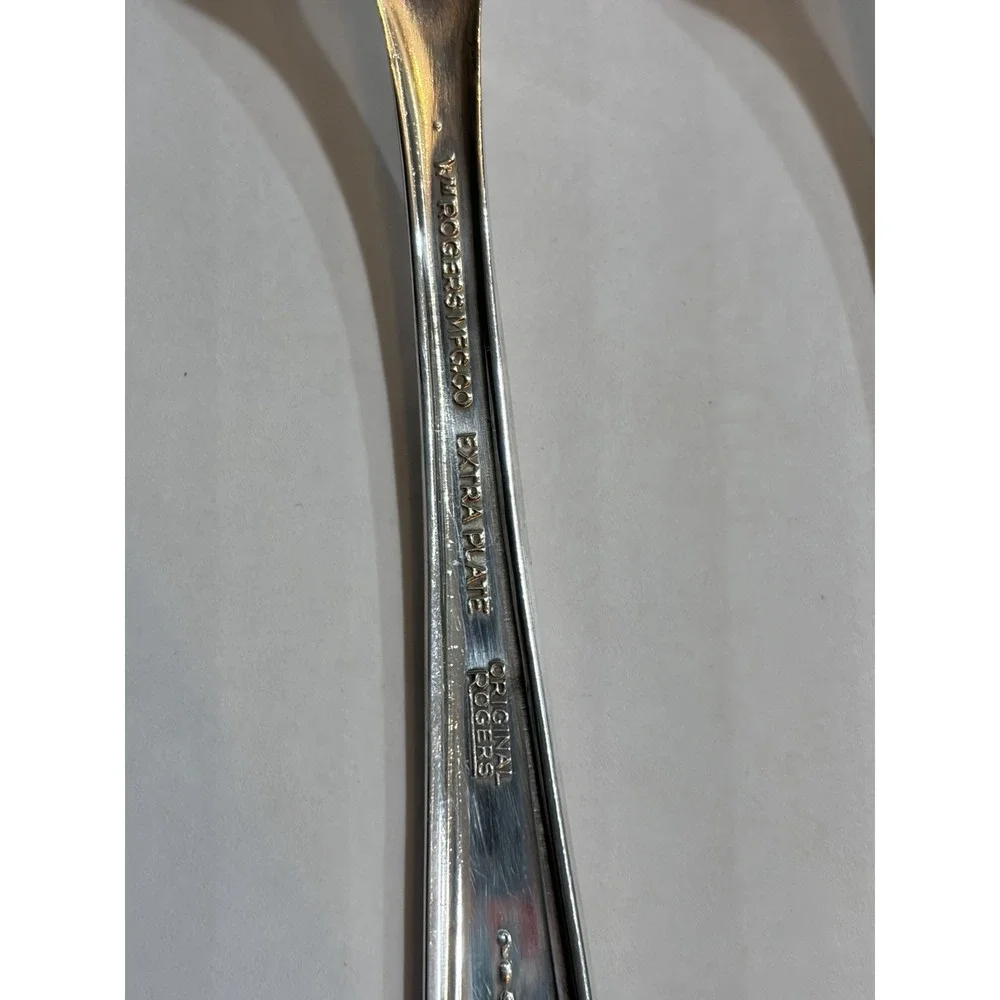 Set of 4 Magnolia Inspiration Wm Roger's Silver Plated Salad Forks